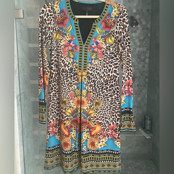 Hale Bob colorful A-line dress with chain link design neckline and cuffs 💃 - Picture 4 of 14